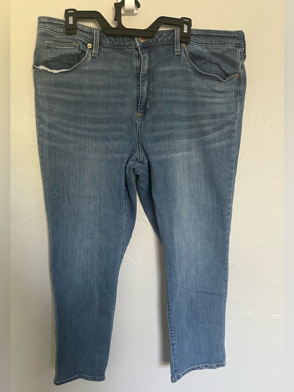 Universal Thread Blue Denim High-Rise Slim Straight Jeans Plus Size 18 Short